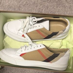 Burberry White and Beige Men's Sneakers